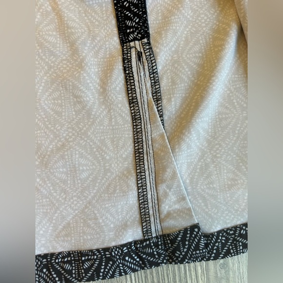 RipSkirt Hawaii Cover-up Beach Wear Skirt Black Pearl Batik Small 15-16” Waist - Picture 7 of 12